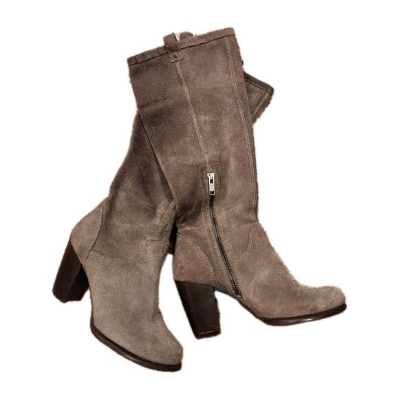 EUC UGG Gray Slouchy Tall Leather Seude Heel Boots Sz 7 - Picture 1 of 6